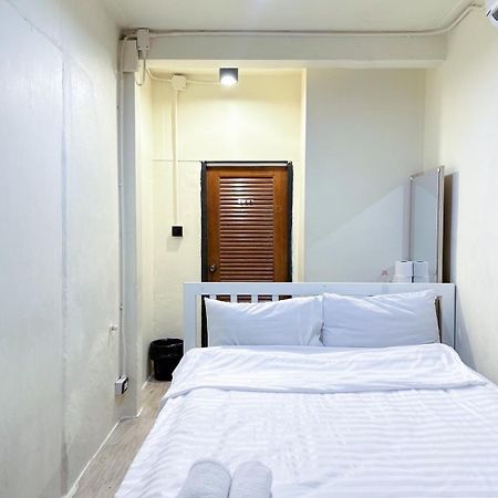 Chubbi5 Room11 Banguecoque Exterior foto